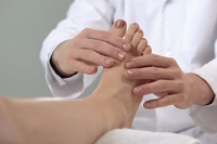 Relief Tactics for Swollen Feet When Pregnant